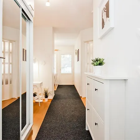 Apartment Guest Kieloranta, Kaksio, Oma Parkki, Sauna *