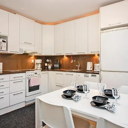 Apartment Guest Kieloranta, Kaksio, Oma Parkki, Sauna